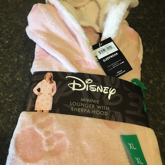 Disney pink Large & XL Fleece Hoodie Robe NWT - Picture 6 of 8